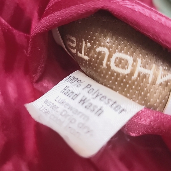 VTG | St John Tonal Striped Blouse In Cranberry - Picture 7 of 11